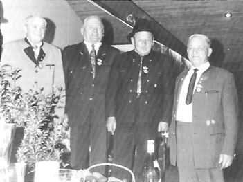 Ehrenmitglieder: Josef Strobl sen., Georg Fellermeier, Simon Pfister sen. und Jakob Beil